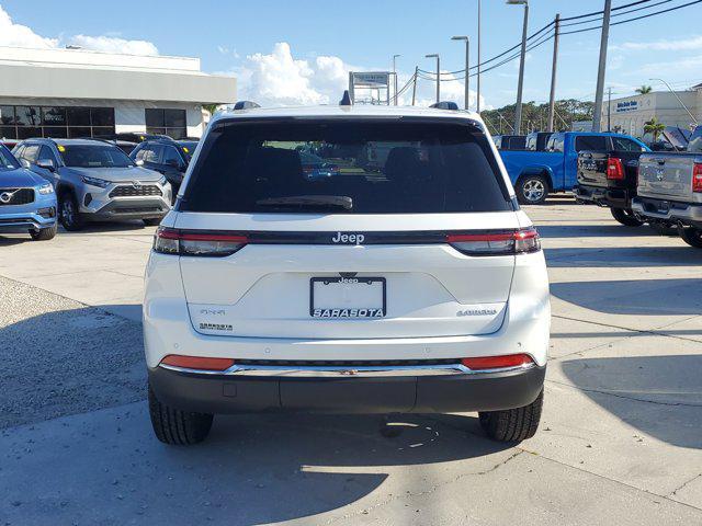 new 2025 Jeep Grand Cherokee car, priced at $33,325