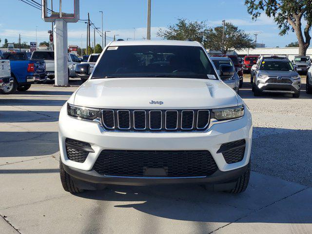 new 2025 Jeep Grand Cherokee car, priced at $33,325