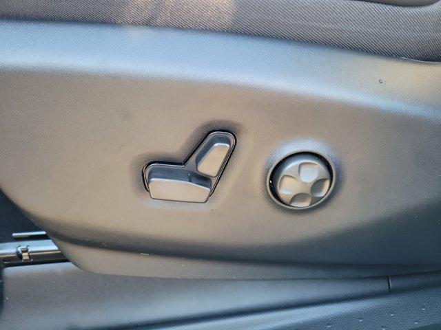 new 2026 Chrysler Pacifica car, priced at $46,821