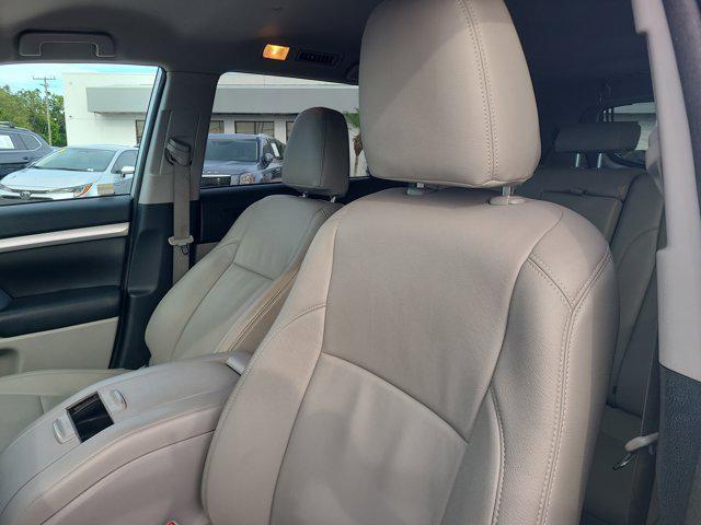 used 2018 Toyota Highlander car, priced at $20,748