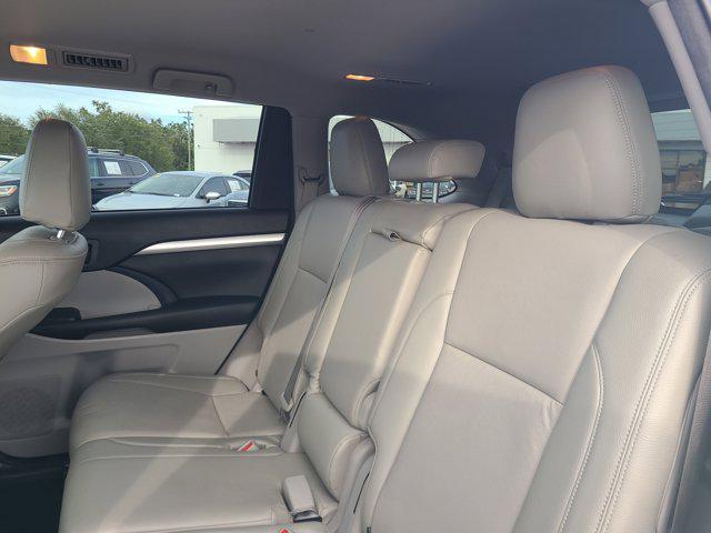 used 2018 Toyota Highlander car, priced at $20,748