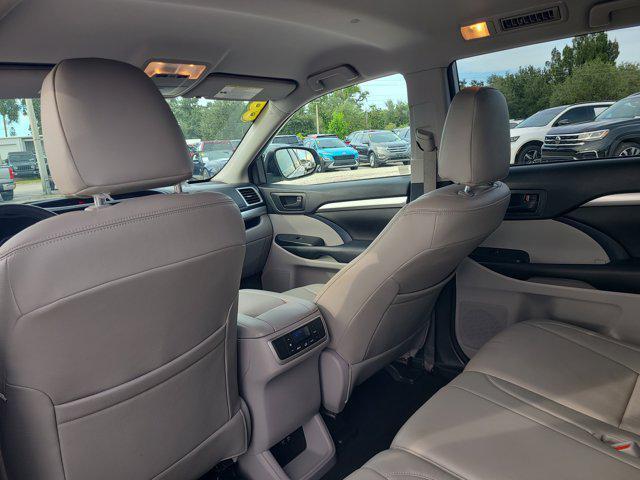 used 2018 Toyota Highlander car, priced at $20,748