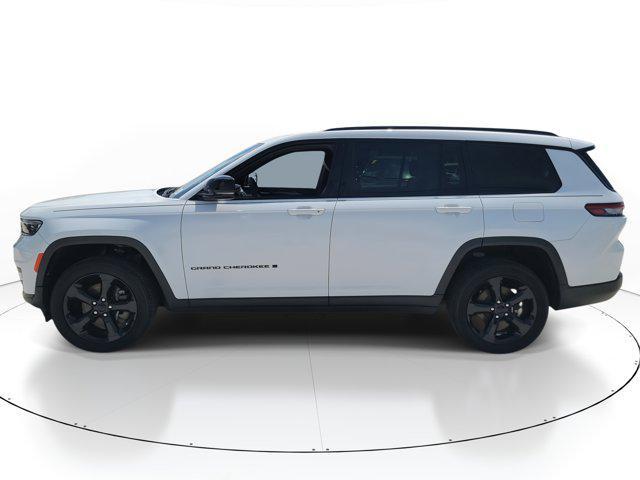 used 2023 Jeep Grand Cherokee L car, priced at $29,995