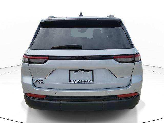 used 2022 Jeep Grand Cherokee car, priced at $24,487