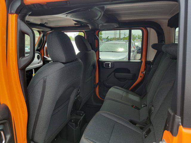 new 2025 Jeep Gladiator car, priced at $47,180