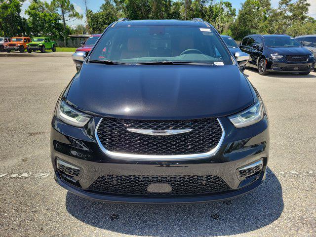 new 2025 Chrysler Pacifica car, priced at $50,621