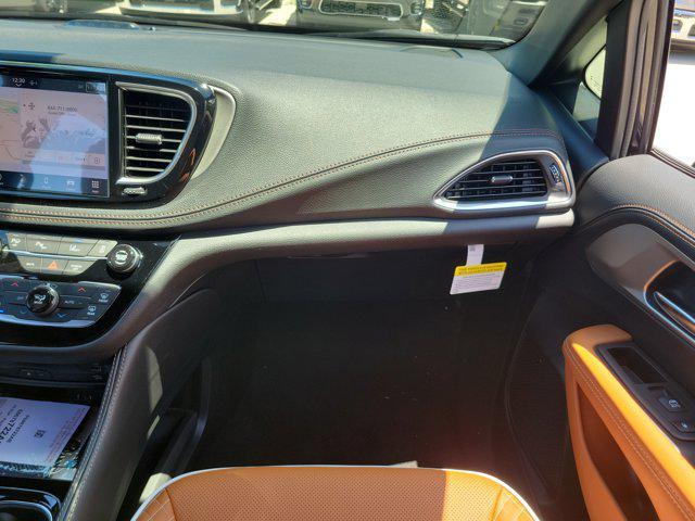 new 2025 Chrysler Pacifica car, priced at $50,621