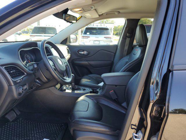 used 2021 Jeep Cherokee car, priced at $21,991