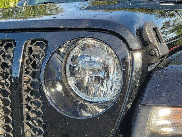 used 2022 Jeep Gladiator car, priced at $27,041