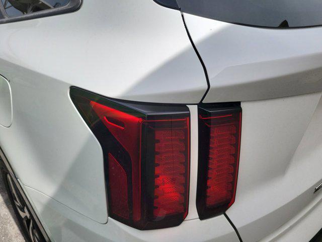 used 2022 Kia Sorento car, priced at $25,495