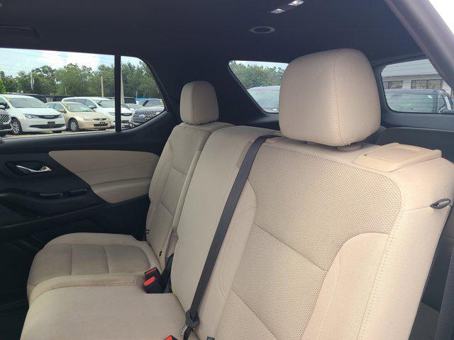 used 2022 Chevrolet Traverse car, priced at $26,176
