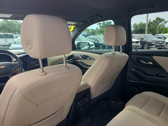 used 2022 Chevrolet Traverse car, priced at $26,176