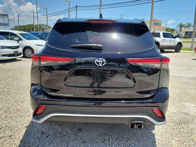 used 2023 Toyota Highlander car, priced at $40,988