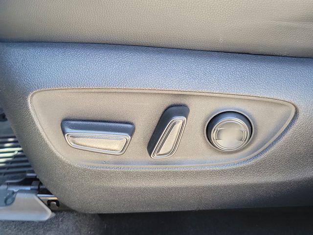 used 2023 Toyota Highlander car, priced at $40,988
