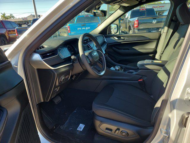 new 2025 Jeep Grand Cherokee L car, priced at $35,262