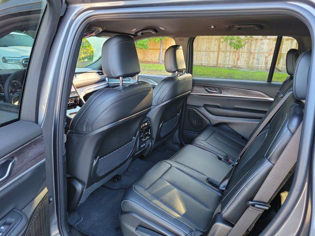new 2025 Jeep Grand Cherokee L car, priced at $39,303