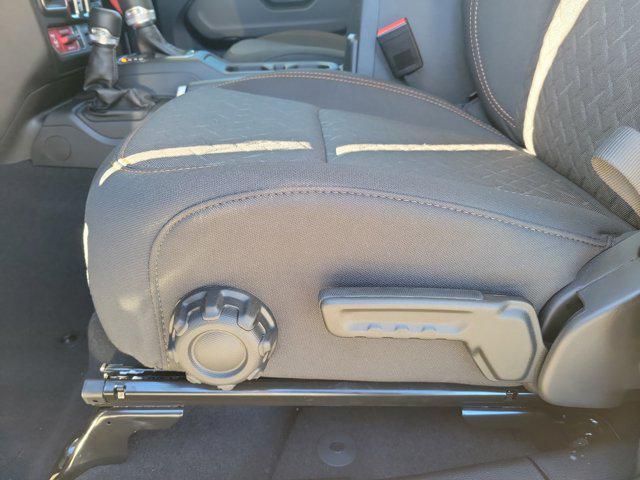 new 2026 Jeep Gladiator car, priced at $52,772