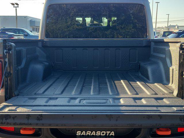 new 2026 Jeep Gladiator car, priced at $57,047