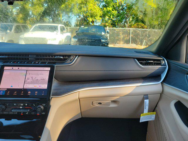 new 2025 Jeep Grand Cherokee L car, priced at $42,724