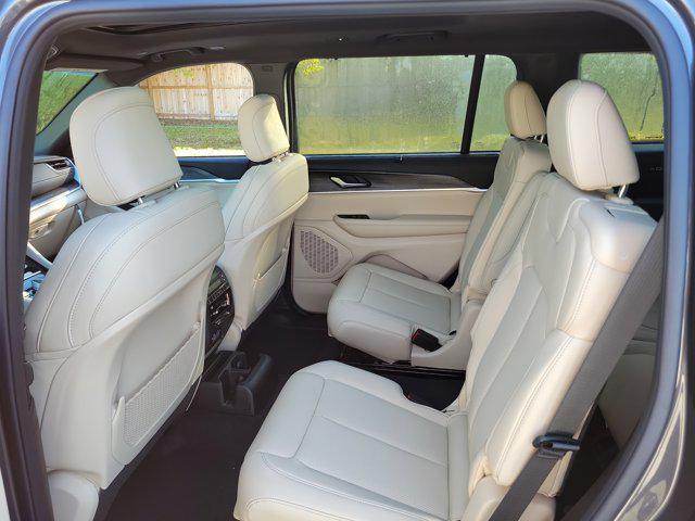 new 2025 Jeep Grand Cherokee L car, priced at $42,724