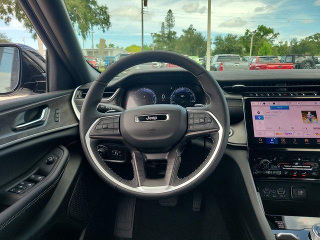 new 2025 Jeep Grand Cherokee car, priced at $37,602