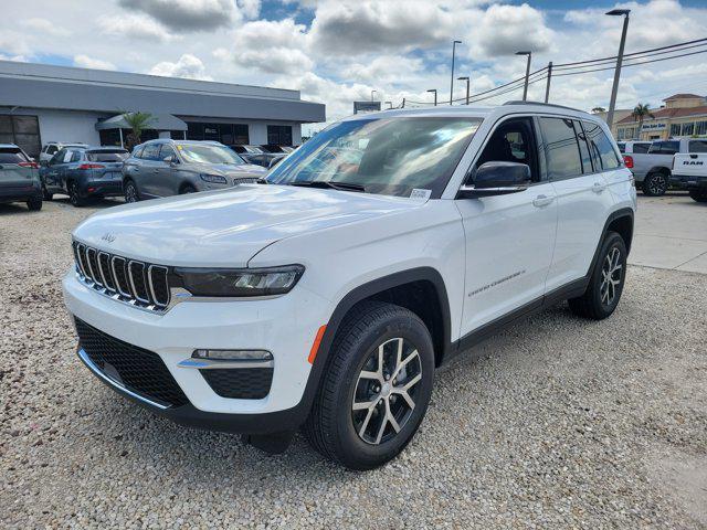 new 2025 Jeep Grand Cherokee car, priced at $37,602
