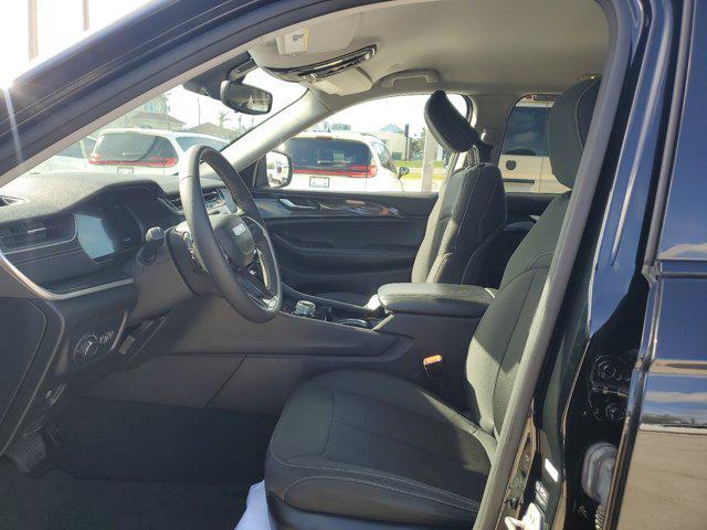 used 2023 Jeep Grand Cherokee car, priced at $25,495