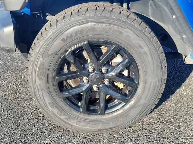 used 2022 Jeep Gladiator car, priced at $30,172