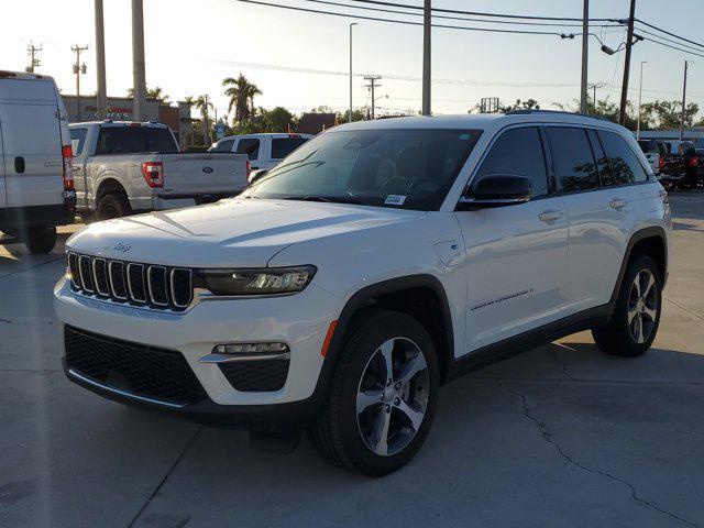 new 2023 Jeep Grand Cherokee 4xe car