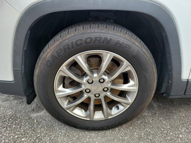 used 2020 Jeep Cherokee car, priced at $17,597