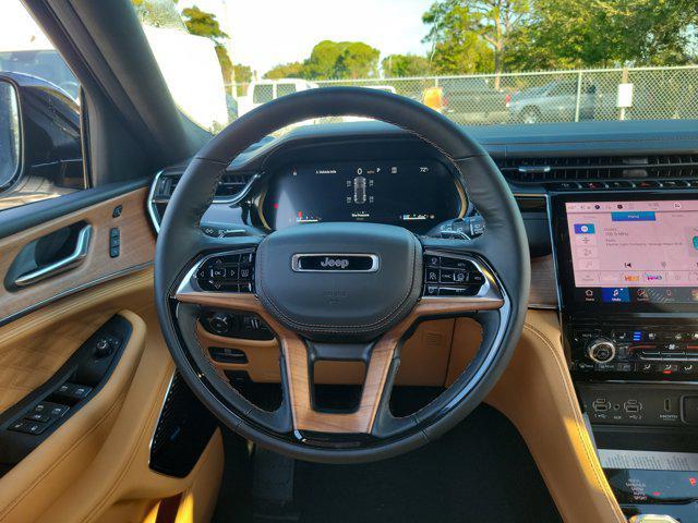 new 2025 Jeep Grand Cherokee car, priced at $60,649
