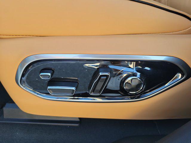 new 2025 Jeep Grand Cherokee car, priced at $60,649