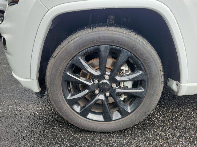 used 2021 Jeep Grand Cherokee car, priced at $18,394