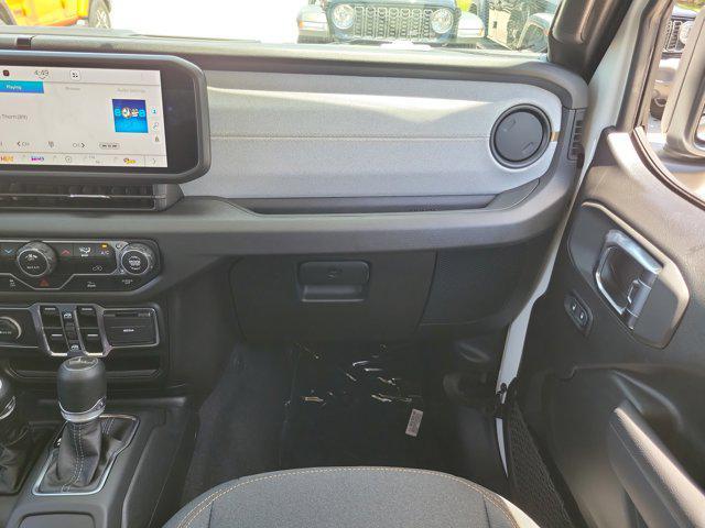 new 2025 Jeep Gladiator car, priced at $37,137