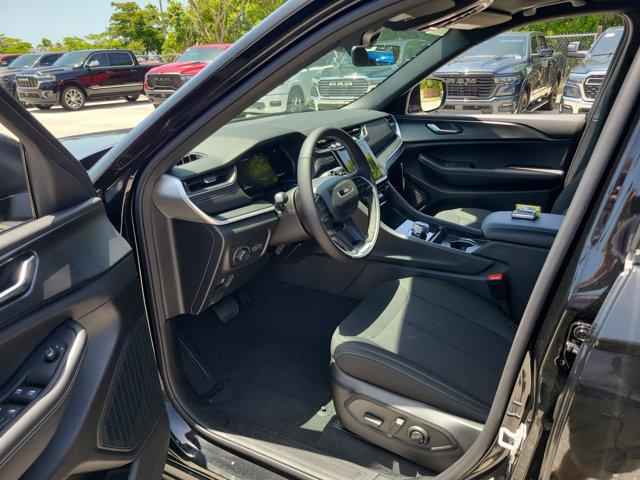 new 2025 Jeep Grand Cherokee L car, priced at $38,234