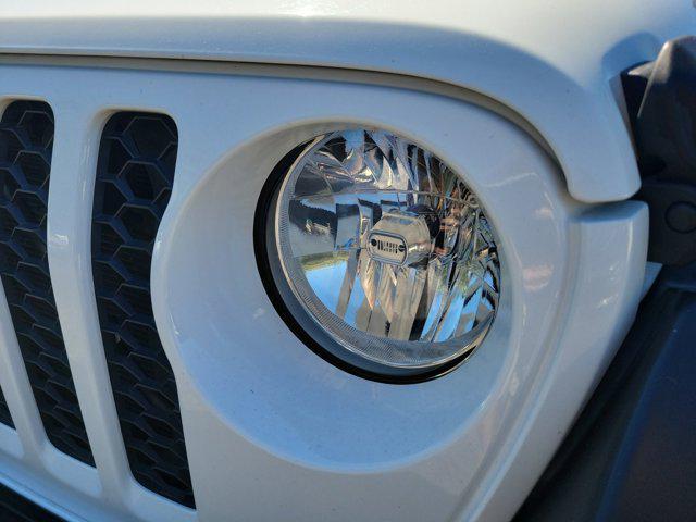 used 2021 Jeep Gladiator car, priced at $23,764