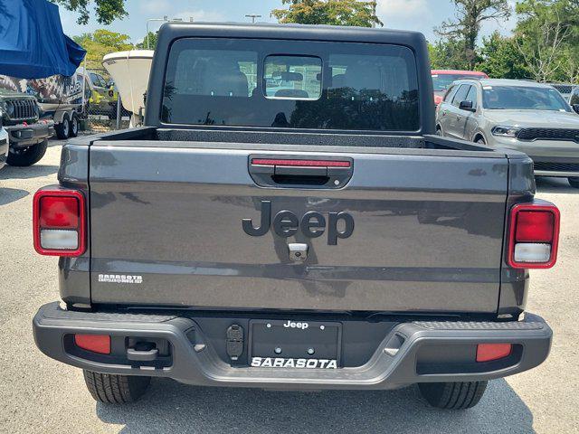 new 2024 Jeep Gladiator car, priced at $38,561