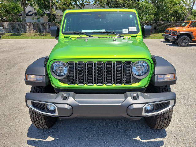 new 2025 Jeep Gladiator car, priced at $40,766