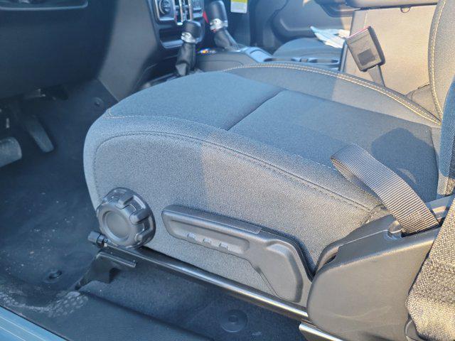 new 2025 Jeep Wrangler car, priced at $41,333