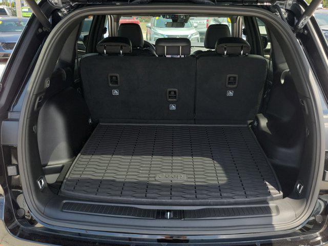 used 2025 Jeep Grand Cherokee car, priced at $44,066