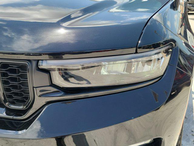 used 2025 Jeep Grand Cherokee car, priced at $44,066