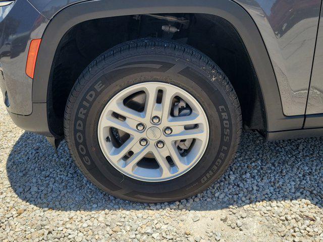 used 2023 Jeep Grand Cherokee car, priced at $22,695
