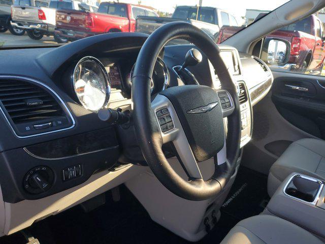 used 2015 Chrysler Town & Country car, priced at $11,537