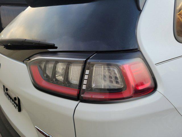 used 2022 Jeep Cherokee car, priced at $25,099