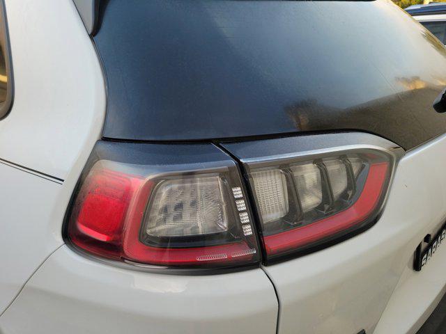 used 2022 Jeep Cherokee car, priced at $25,099