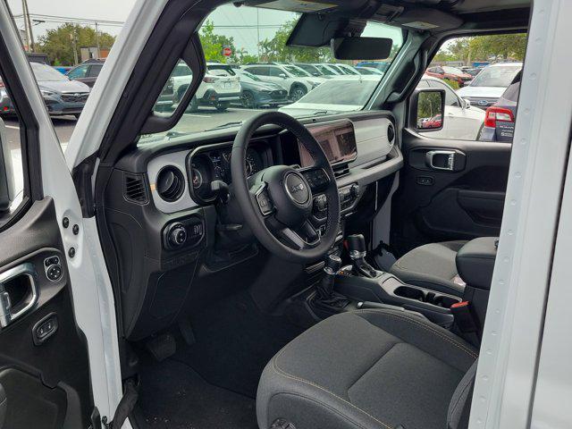 new 2025 Jeep Gladiator car, priced at $41,641