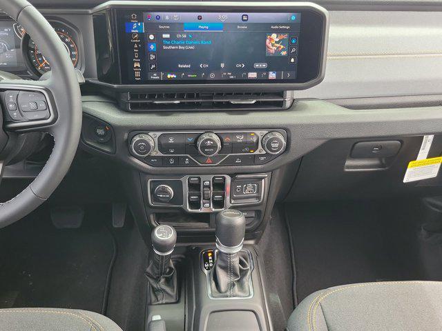 new 2025 Jeep Gladiator car, priced at $41,641