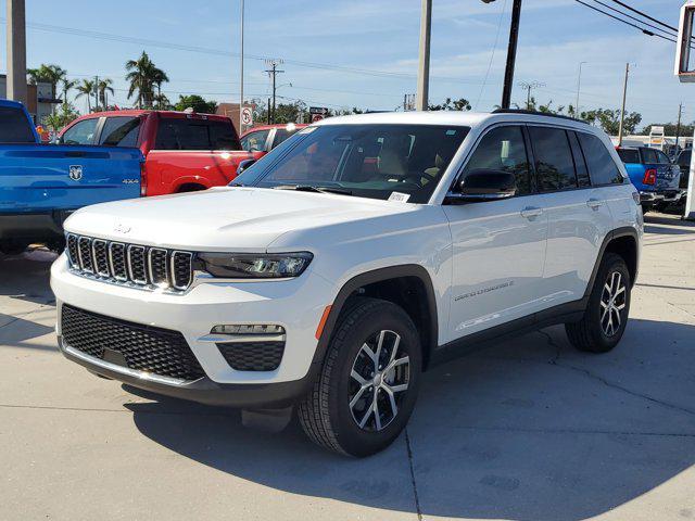 new 2025 Jeep Grand Cherokee car, priced at $39,445