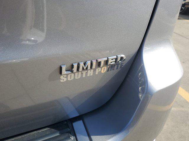 used 2015 Jeep Grand Cherokee car, priced at $12,533