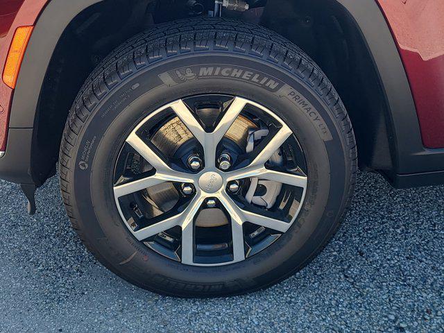 new 2025 Jeep Grand Cherokee L car, priced at $41,699